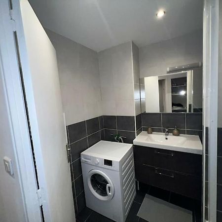 Grand Appartement Climatise Et Fonctionnel Марсилия Екстериор снимка